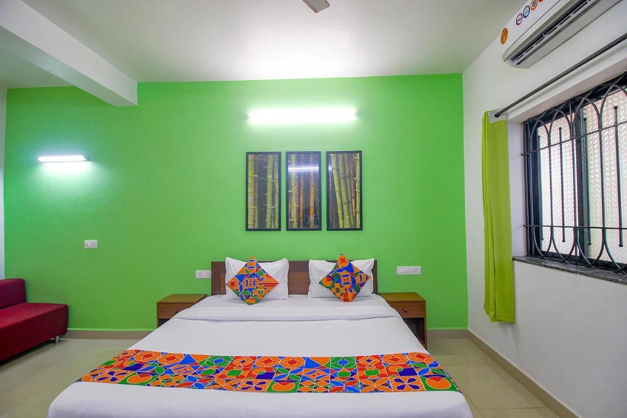 Fabescape Sk Studios With Pool & Gym, Arpora Old Goa Luaran gambar