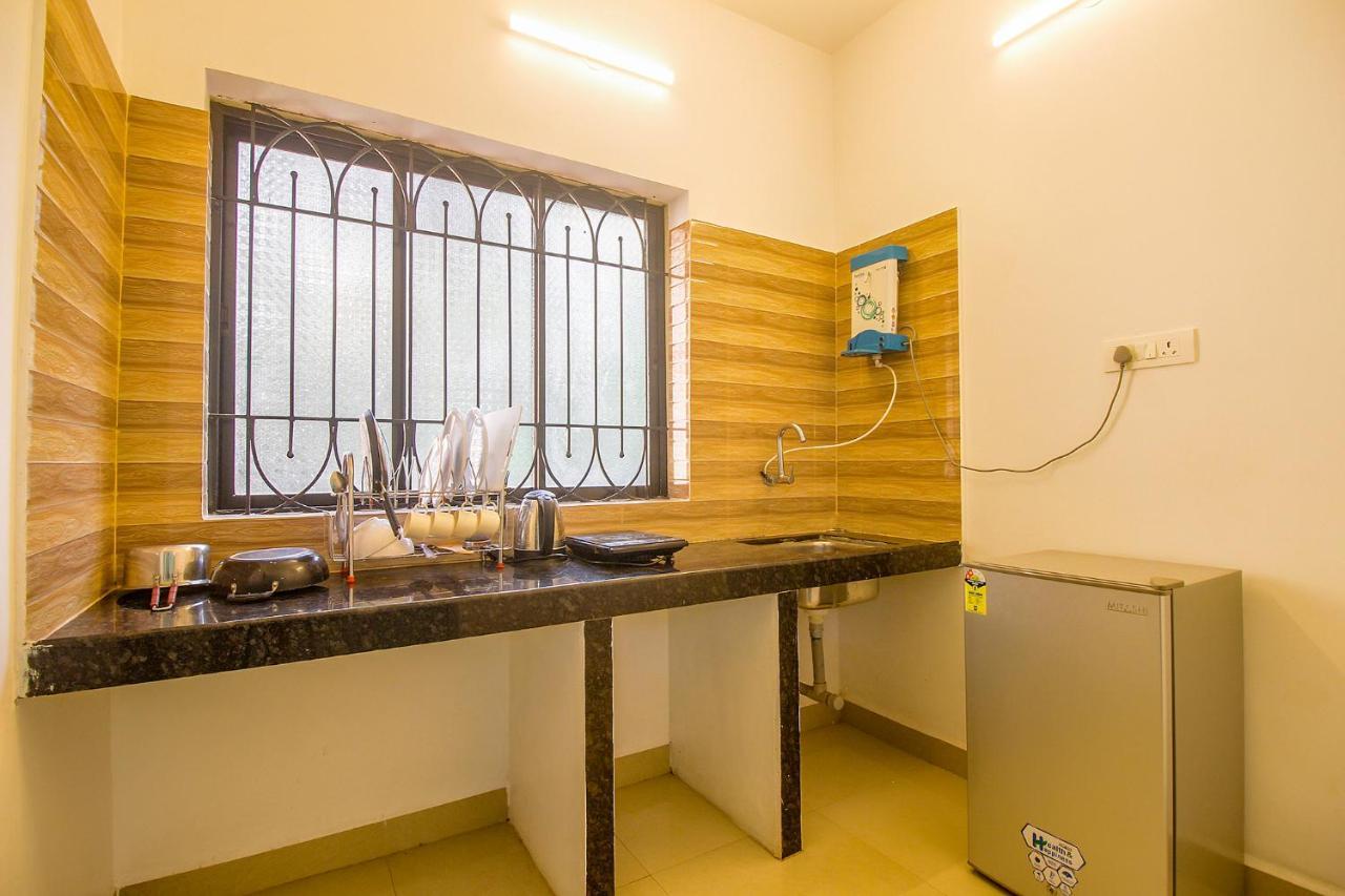 Fabescape Sk Studios With Pool & Gym, Arpora Old Goa Luaran gambar