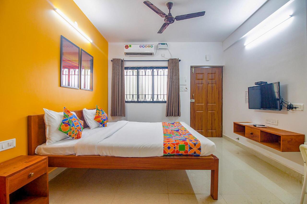 Fabescape Sk Studios With Pool & Gym, Arpora Old Goa Luaran gambar